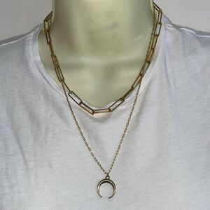 NWT 2 layer gold tone necklace with crescent moon pendant
